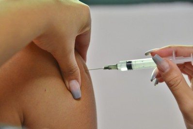 Prefeitura suspende aplicação da primeira dose da vacina contra Covid-19