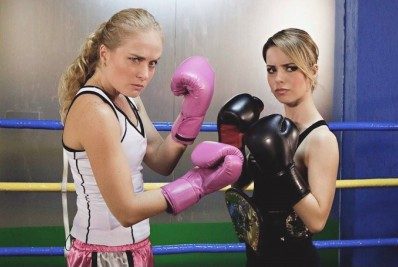 Sandy relembra vez que praticou boxe com Angélica