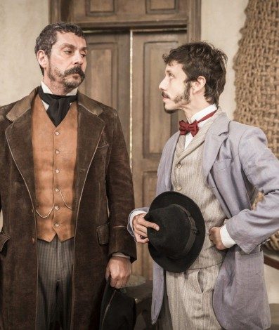 Tonico Rocha (Alexandre Nero) - Globo/João Miguel Júnior