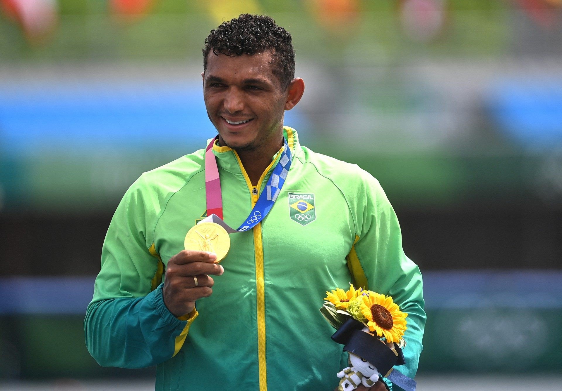 Isaquias Queiroz conquistou o ouro na canoagem de velocidade nos Jogos de T&oacute;quio - AFP