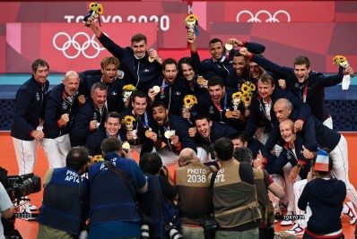 França conquista inédito ouro no vôlei ao derrotar a Rússia