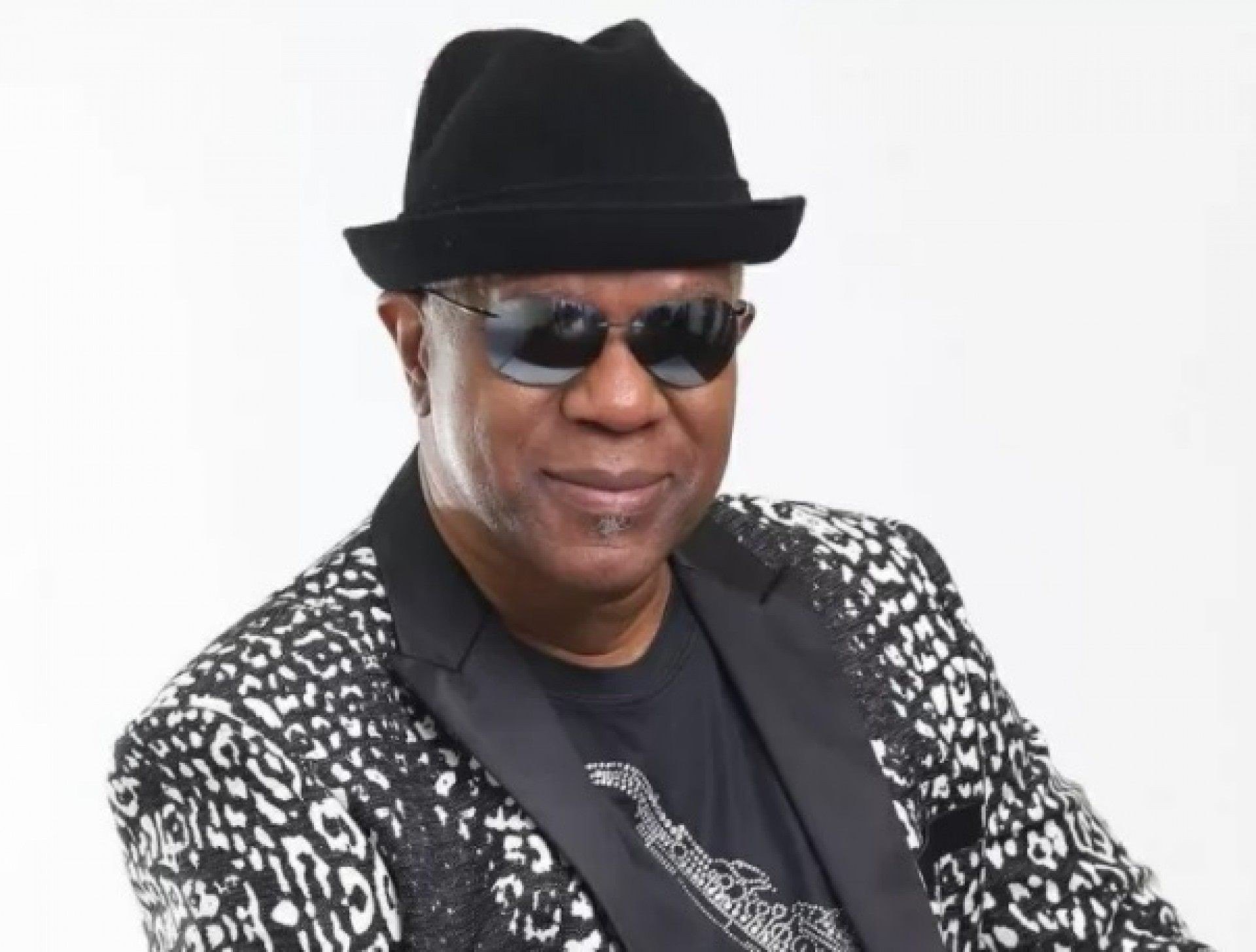 Morre o m&uacute;sico Dennis Thomas, membro e fundador do grupo Kool & The Gang
