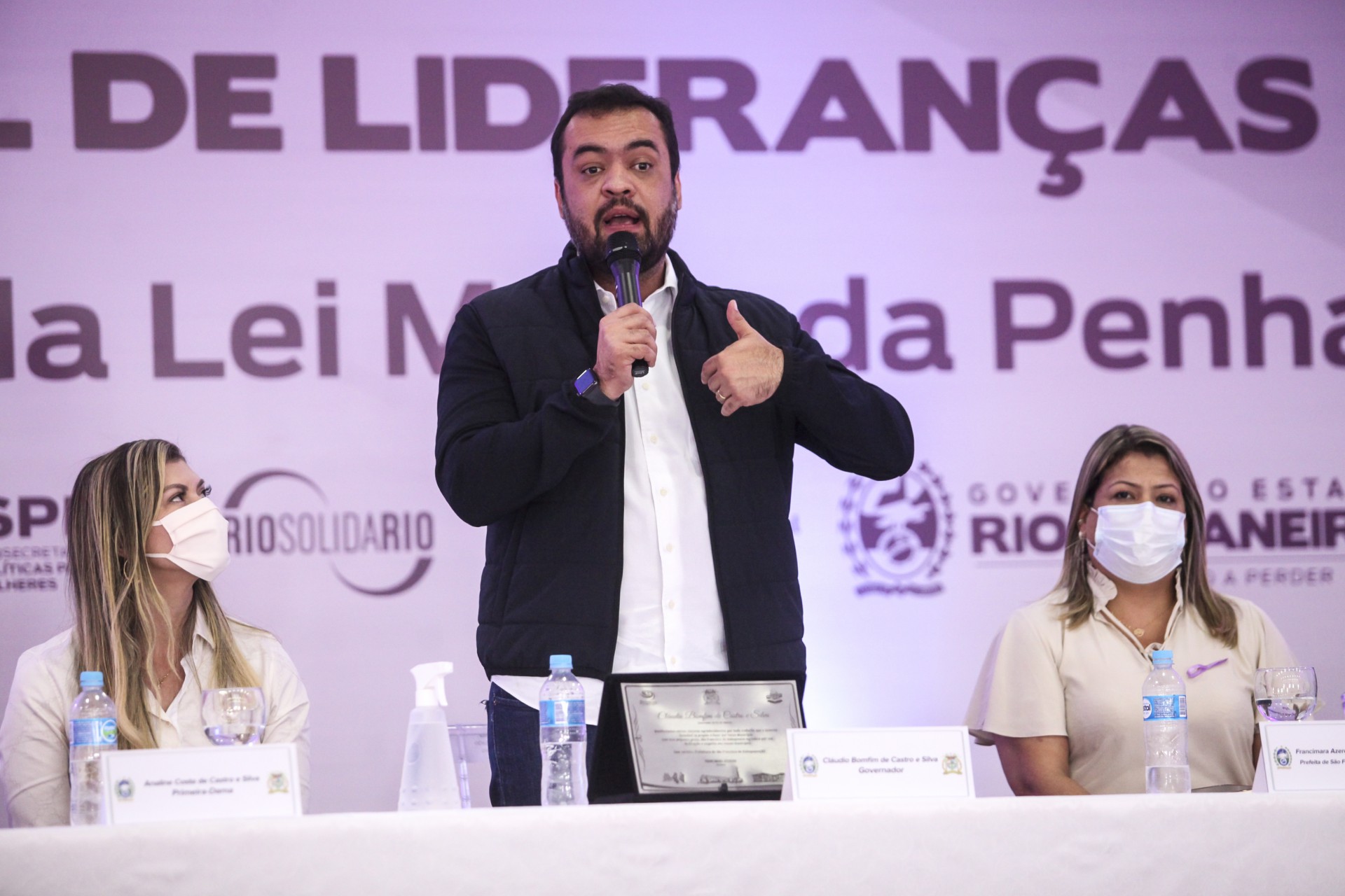 Castro firma compromisso para promover a&ccedil;&otilde;es de enfrentamento &agrave; viol&ecirc;ncia contra a mulher