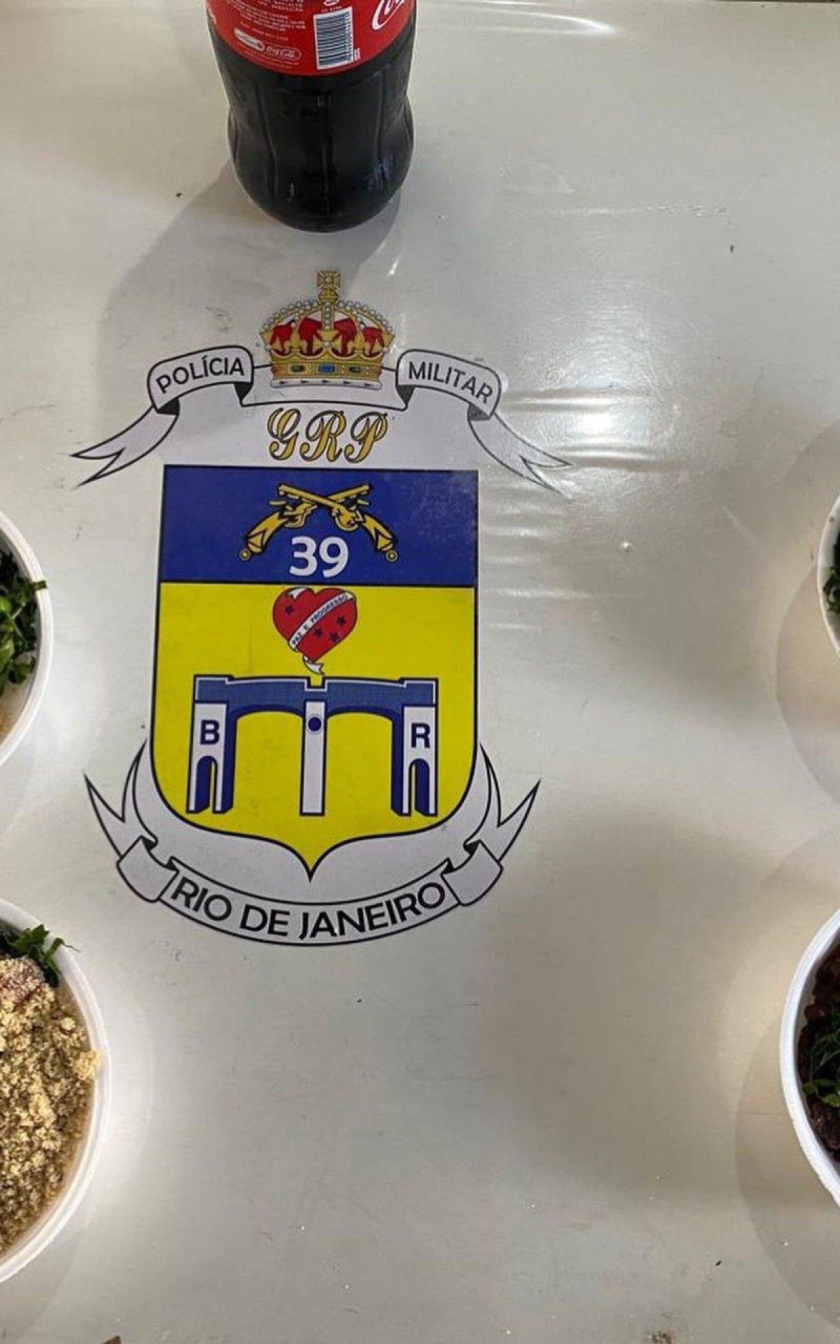 Feijoada servida aos policiais militares no 39&ordm; BPM
