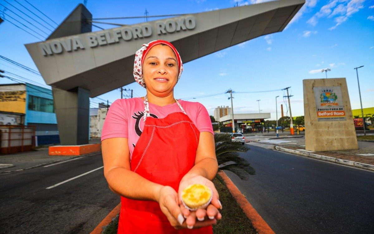 Luciana de S&aacute; elogiou a atitude da Prefeitura em promover um concurso para escolher a melhor empada de Belford Roxo