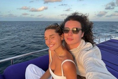 Sasha Meneghel compartilha vídeo romântico com marido; assista!