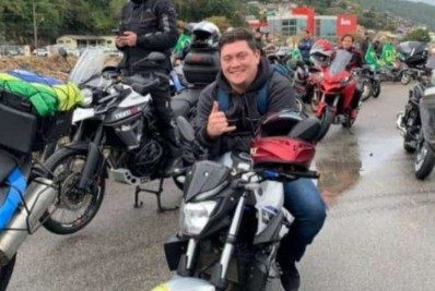 Jovem morre em acidente após participar de motociata de Bolsonaro