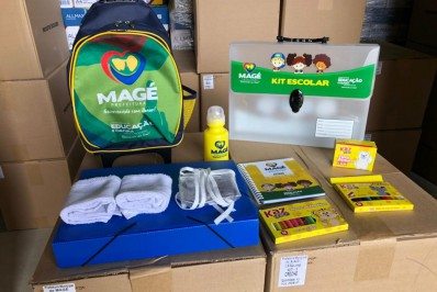 Prefeitura de Magé recebe kits escolares para creches municipais