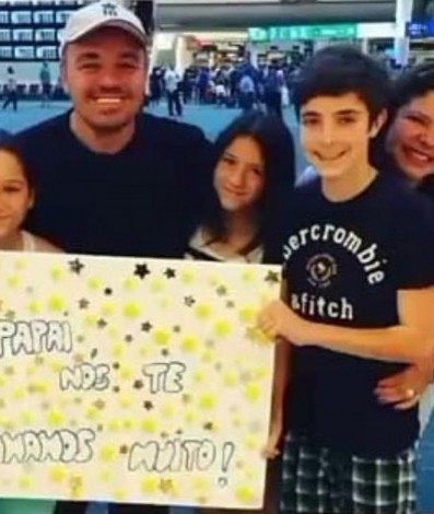 Gugu Liberato, Rose Miriam e os filhos - Reprodução/Instagram