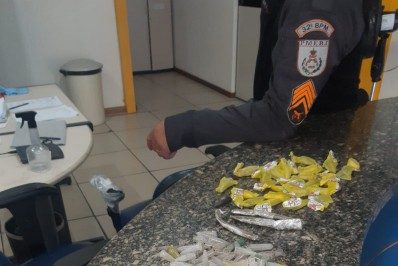 PM prende homem por tráfico de drogas em Quissamã
