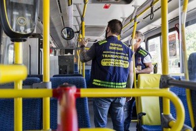 Mais de 500 ônibus de nove empresas começam a ser vistoriados em SG