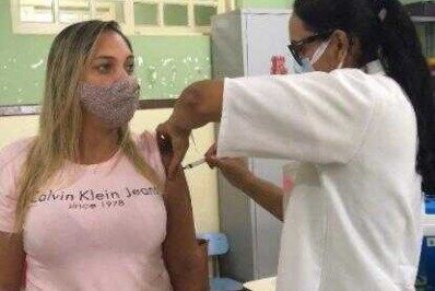 São Pedro da Aldeia imuniza 50% da população contra a Covid-19