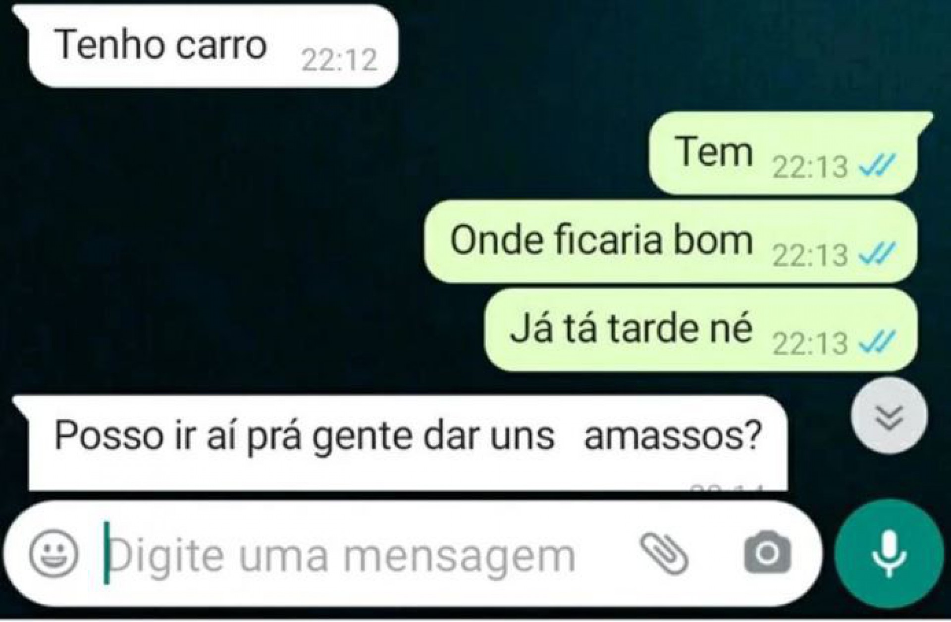 Prints mostram a troca de mensagens do militar com adolescentes - Reprodução