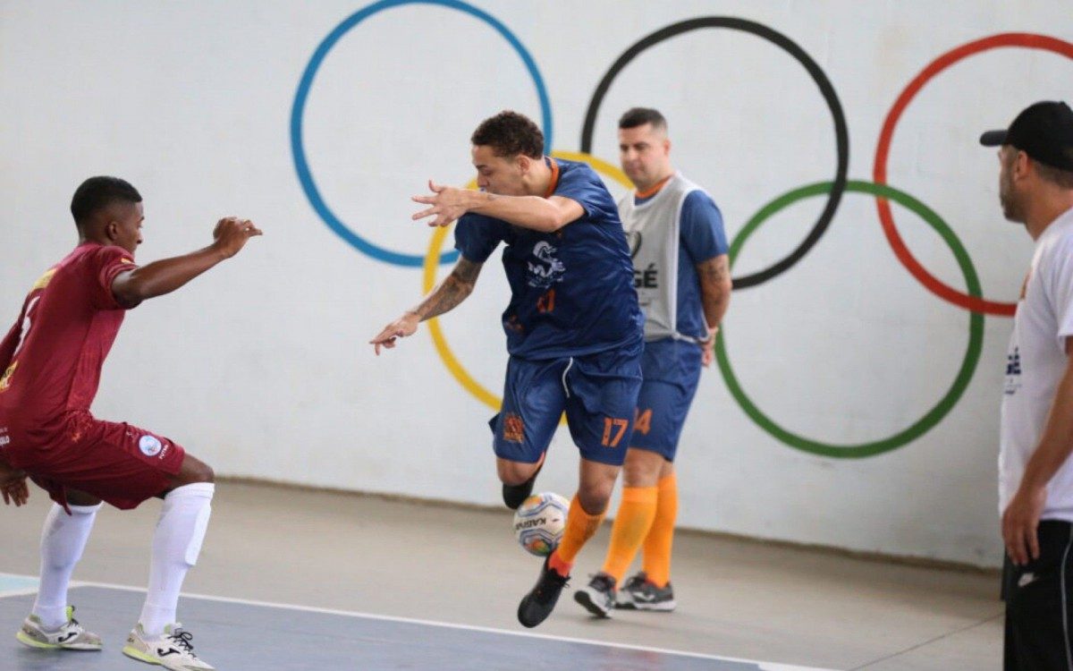 Magé Futsal se mantém 100% em três categorias. - Divulgação.