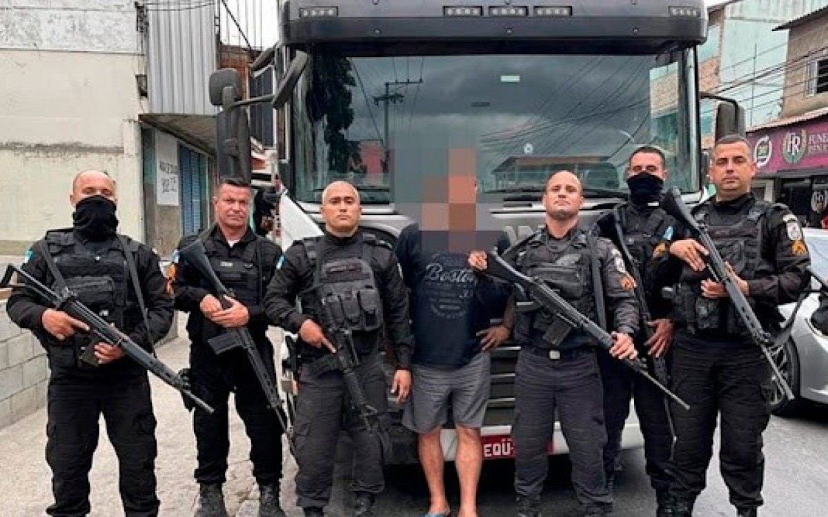 Segundo os agentes, ao chegarem no local a equipe foi recebida a tiros e revidou. Nenhum militar ficou ferido na a&ccedil;&atilde;o