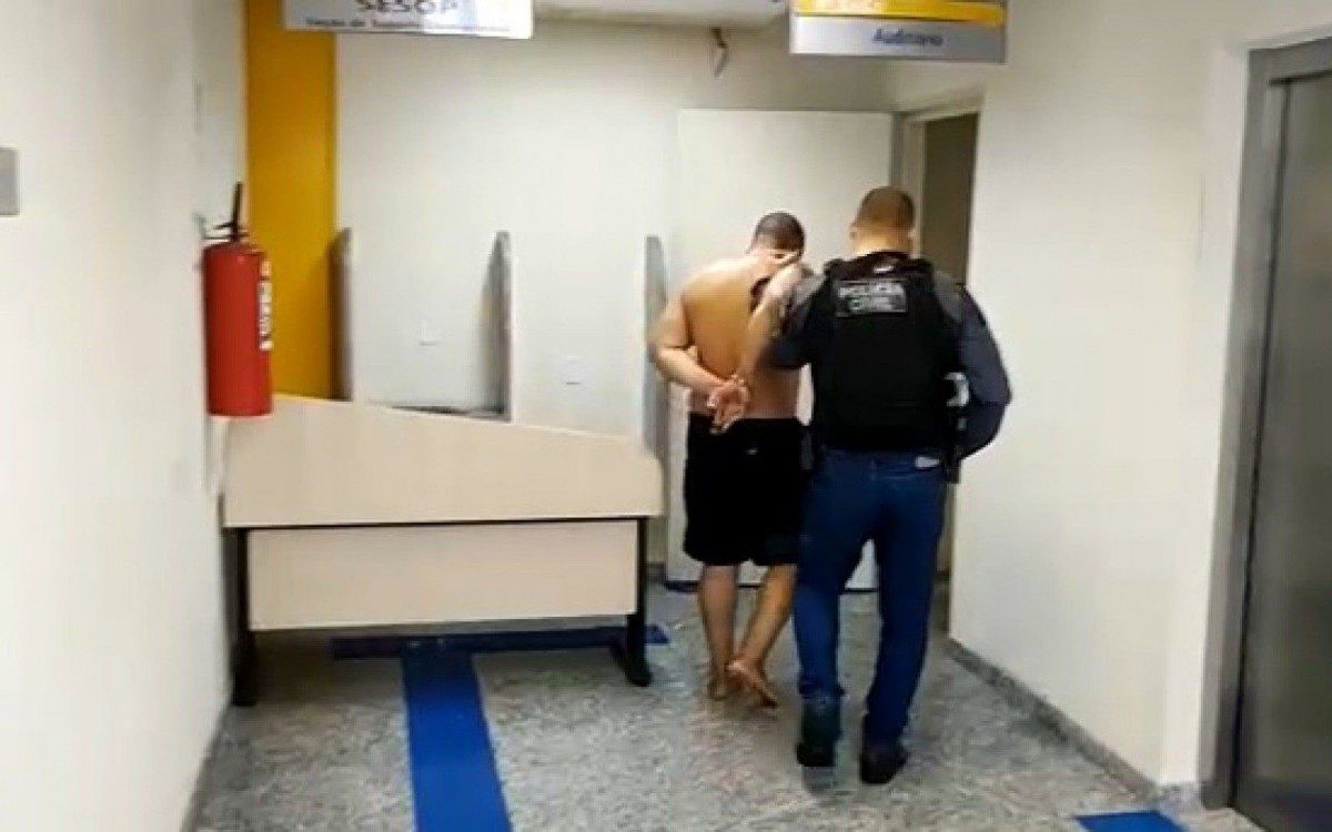 Pol&iacute;cia Civil prende suspeitos de matar homem em Nova Igua&ccedil;u