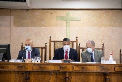 Vereadores de Duque de Caxias voltam a sessões presenciais