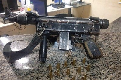 Suspeito morre durante troca de tiros com policiais militares em Japeri