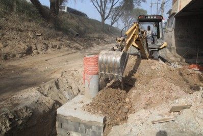 Manilhamento em Vista Alegre promete acabar com alagamentos por chuvas