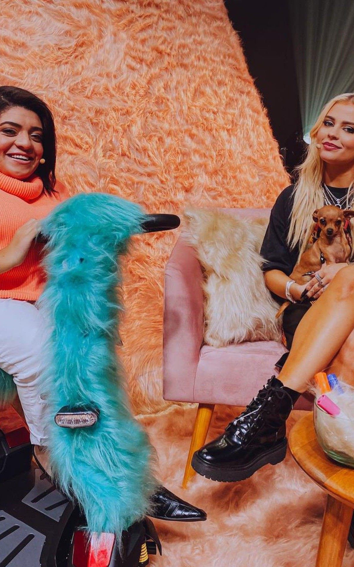 Pequena Lo e Lu&iacute;sa Sonza