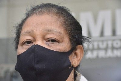 Família de mulher morta no Chapadão vai ao IML para liberar corpo; parentes reforçam acusação à PM