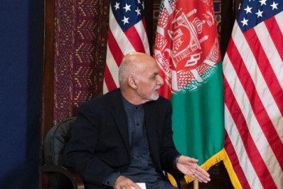 Presidente do Afeganistão, Ashraf Ghani deixa o país após chegada de Talibã em Cabul