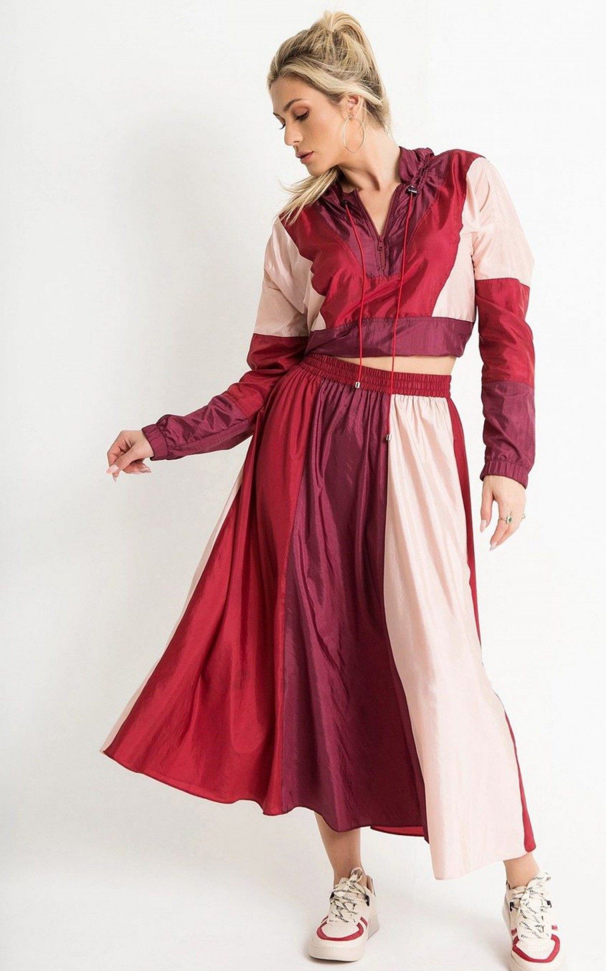 L&iacute;via Andrade