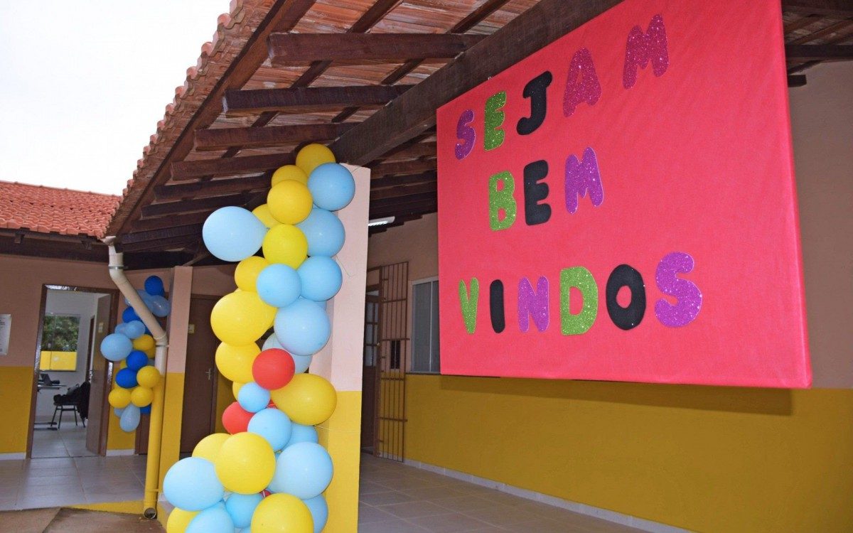 Nova escola foi entregue na sexta