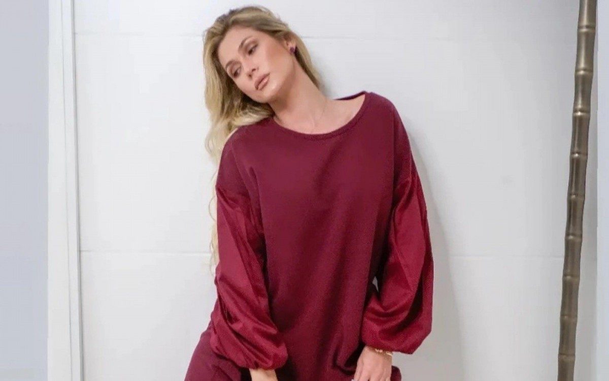 L&iacute;via Andrade