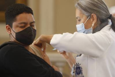 Prefeitura do Rio torna vacinação contra a covid-19 obrigatória para servidores