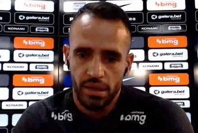 Após reestreia no Corinthians, Renato Augusto afirma que não foi procurado pelo Flamengo