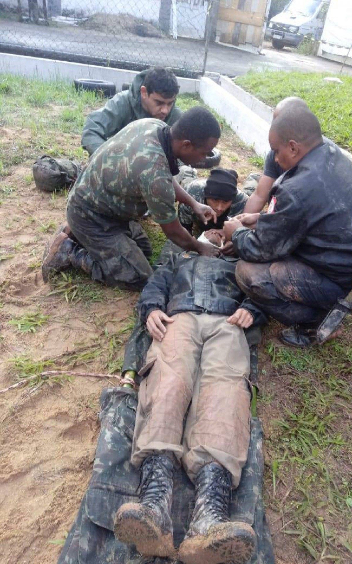 Agentes da Guarda Ambiental e de Tr&acirc;nsito de Saquarema recebem treinamento de resgate
