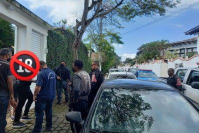 Festa clandestina é encerrada no Centro de Búzios