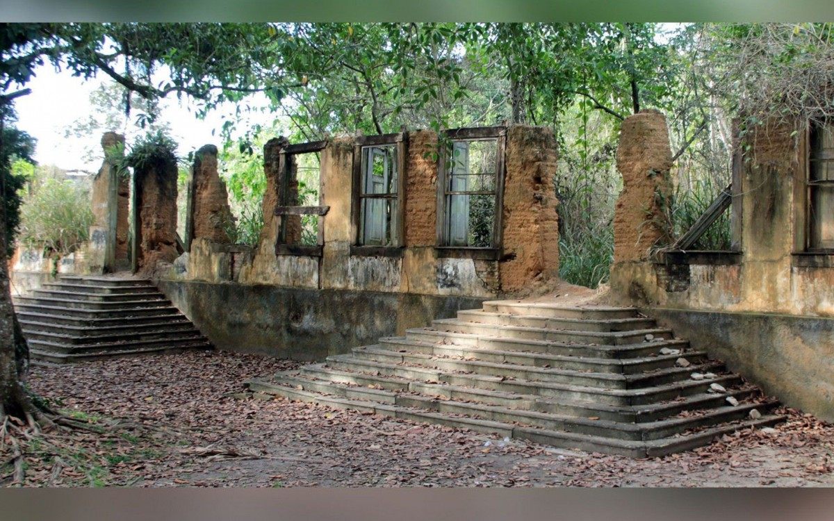 Especial Turismo RJ + Perto - Pinheiral (Ru&iacute;nas do Antigo Casar&atilde;o)