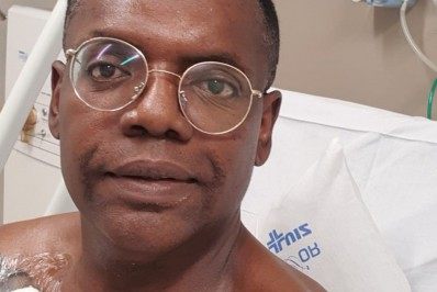 MC Marcinho recebe alta após internação para colocar marcapasso