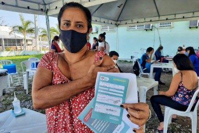 Maricá recebe 2.186 doses, avança vacinação por idade e garante segunda dose