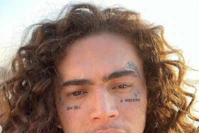  Whindersson Nunes responde mensagem de Chay Suede dois anos depois 