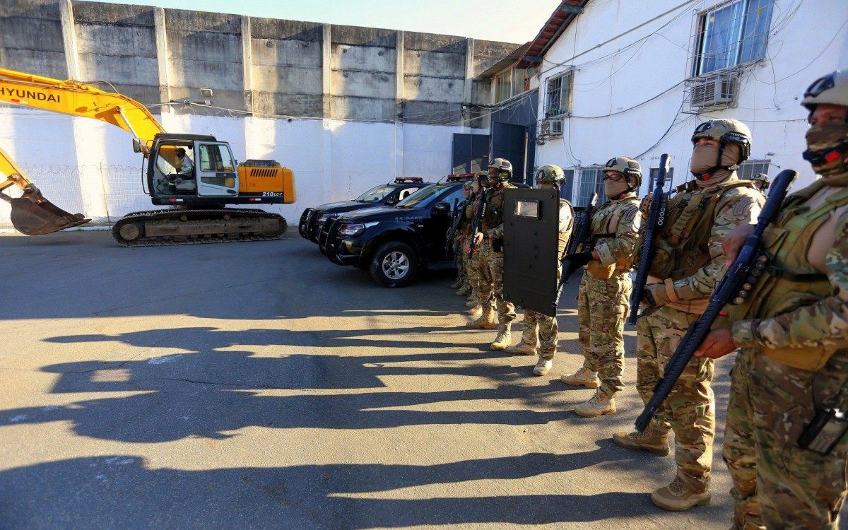 "Puxadinho" seria usado para visitas &iacute;ntimas aos presos provis&oacute;rios
