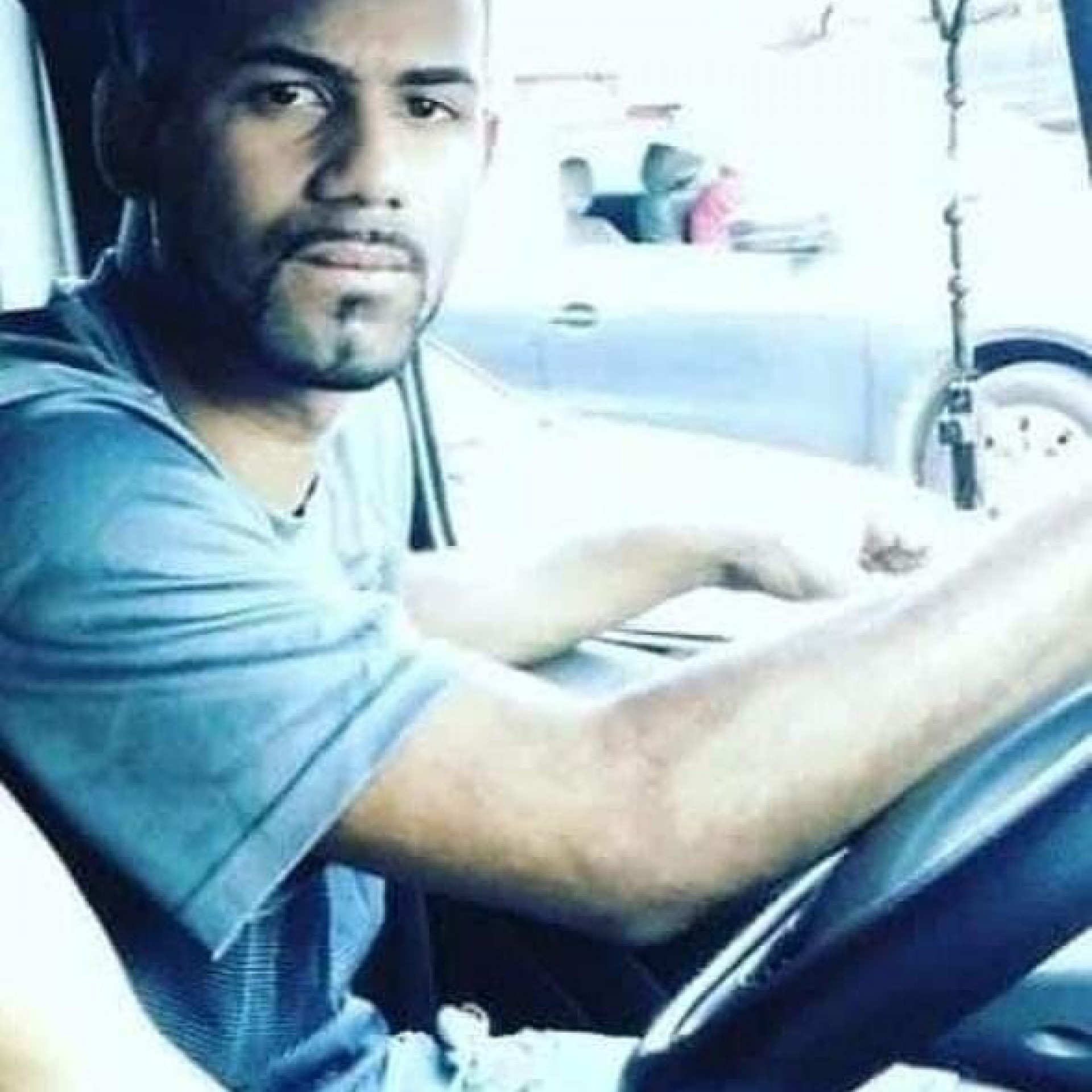 Pol&iacute;cia identifica homem assassinado com v&aacute;rios tiros na Zona Oeste