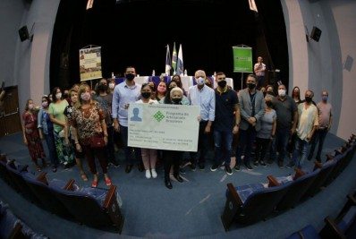 Carteira Nacional do Artesão reconhece atividade e oferece benefícios