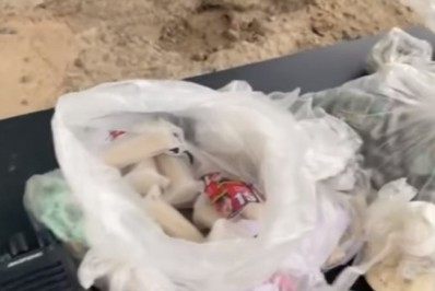 PM prende homem com grande quantidade de drogas em Meriti