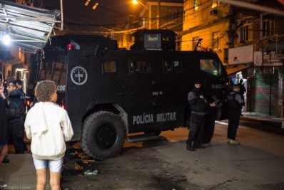 Pesquisa aponta que 31% dos moradores da Maré tiveram a saúde mental afetada pela violência