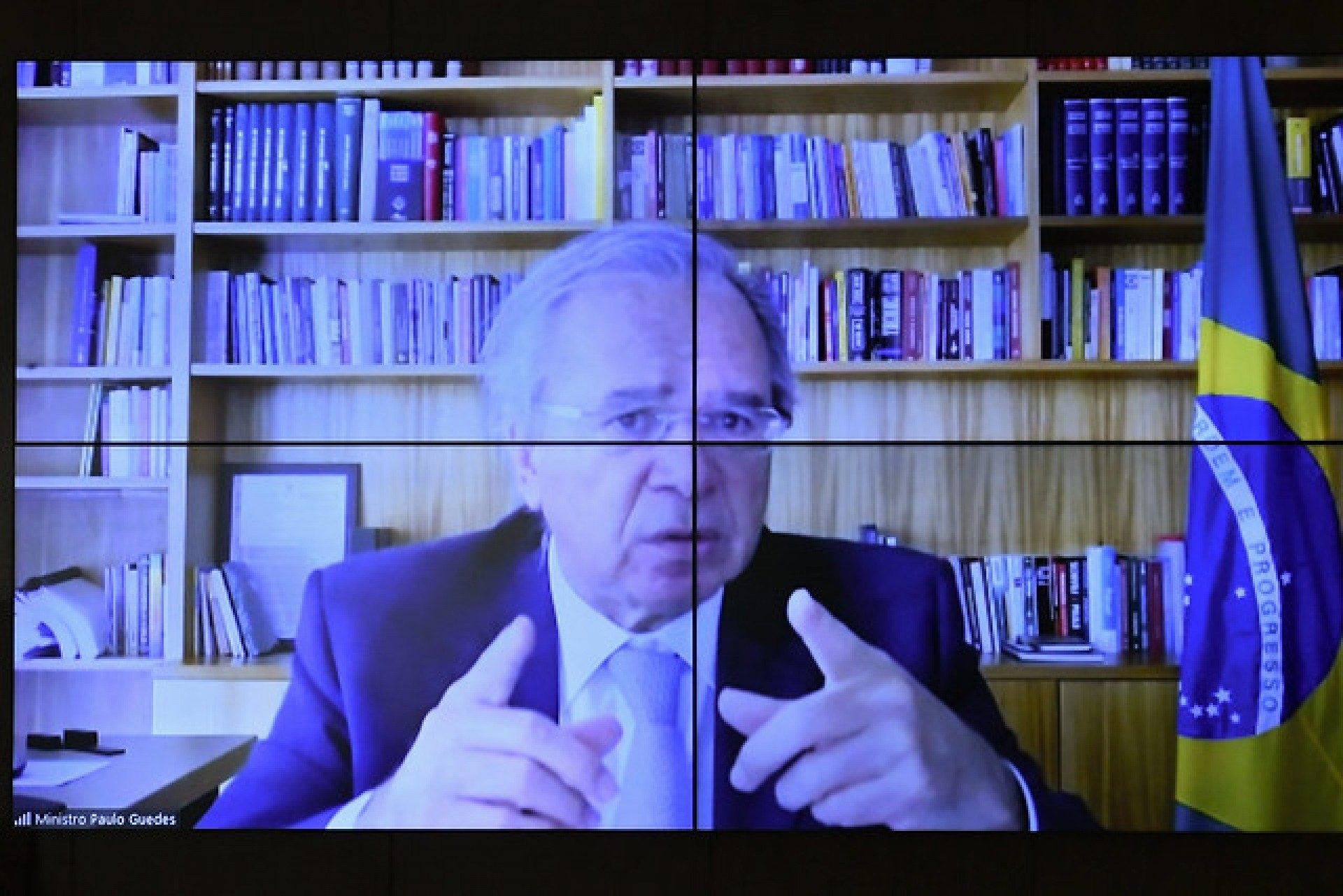 'Ameaça de Guedes para aprovar PEC dos Precatórios não deve surtir efeito', diz representante de servidores