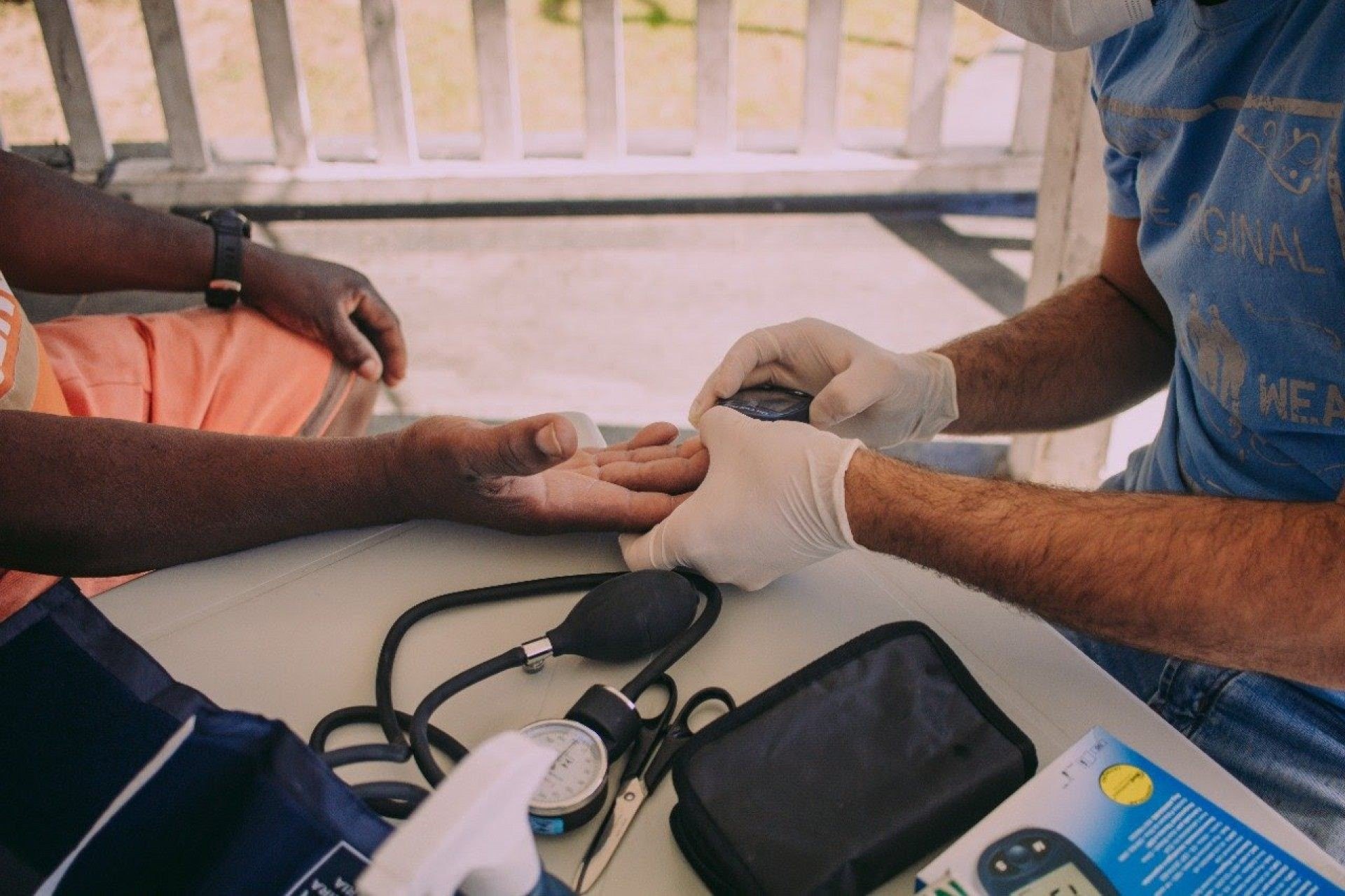 Em parceria com a Secretaria de Saúde, foram realizadas aferição de pressão arterial e medição de glicose - Divulgação