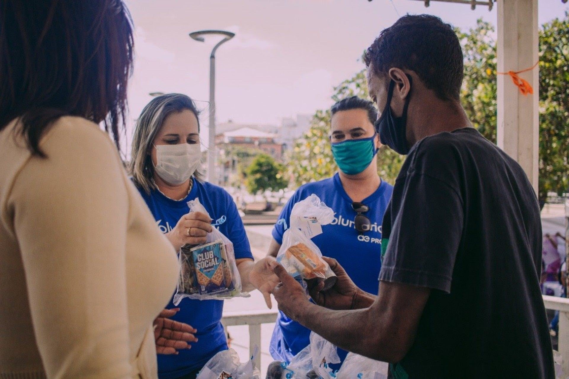 Em parceria com a Secretaria de Saúde, foram realizadas aferição de pressão arterial e medição de glicose - Divulgação