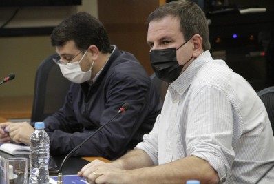 'É uma preparação para a reabertura', diz Paes sobre exigência de comprovar vacinação