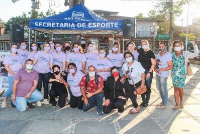 Aulão de ginástica ao ar livre é promovido em Búzios em alusão ao 'Agosto Lilás'