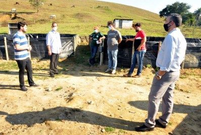 Magé incentiva agricultores a investir em crédito rural