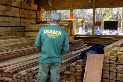 Almirante chefe do Ibama no Rio é exonerado após denúncia de irregularidades