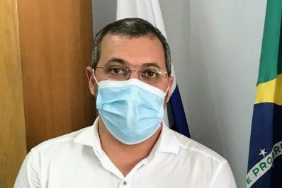 Prefeito de Rio Bonito enfrenta maré adversa no fim do ano